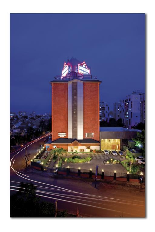 Bloomsuites L Ahmedabad Exterior photo